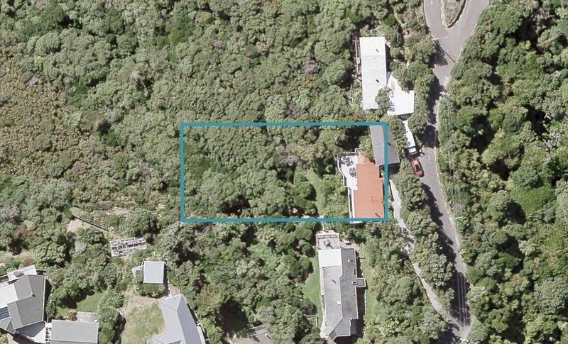 81 Howard Road, Point Howard, Lower Hutt - Carousel 1