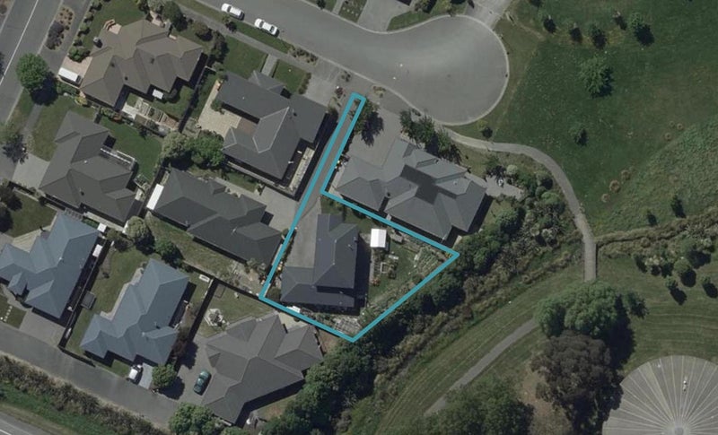 8 Meeking Place, Aidanfield, Christchurch - Carousel 1