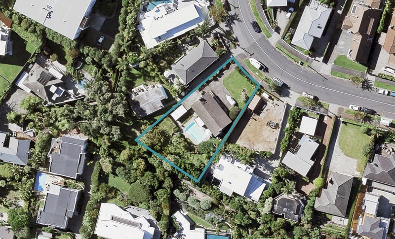 11 Melanesia Road, Kohimarama, Auckland - Carousel 1