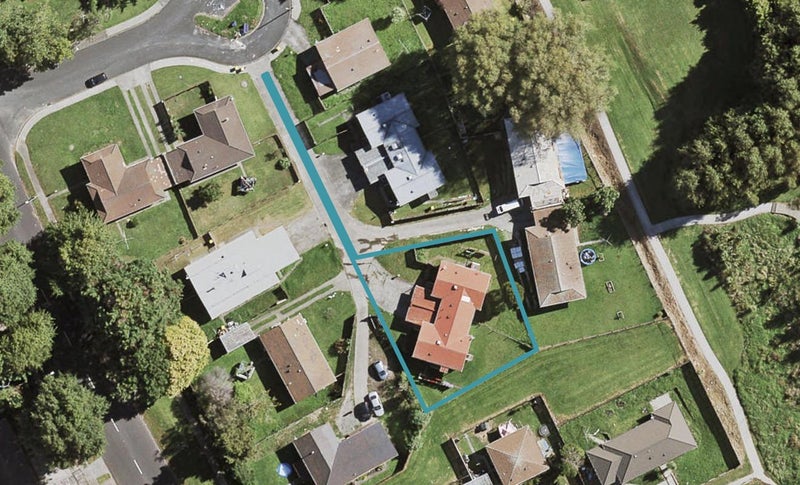 6A Fulmen Place, Red Hill, Papakura - Carousel 1