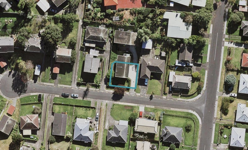 7 Kaka Street, Northcote, Auckland - Carousel 1