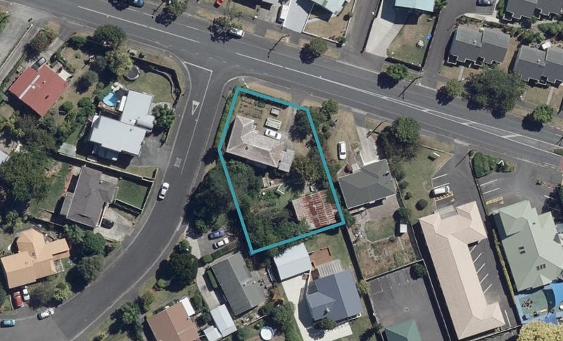 38 Dinsdale Road, Dinsdale, Hamilton - Carousel 1