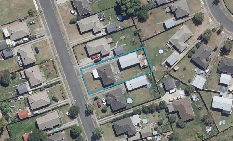 44 Tennyson Road, Enderley, Hamilton - Carousel 1