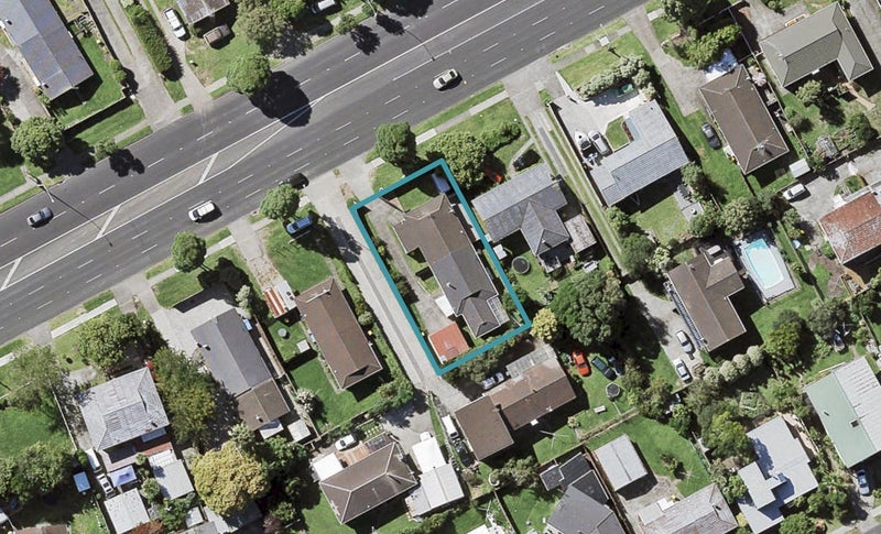 1/349 Pakuranga Road, Pakuranga Heights, Auckland - Carousel 1