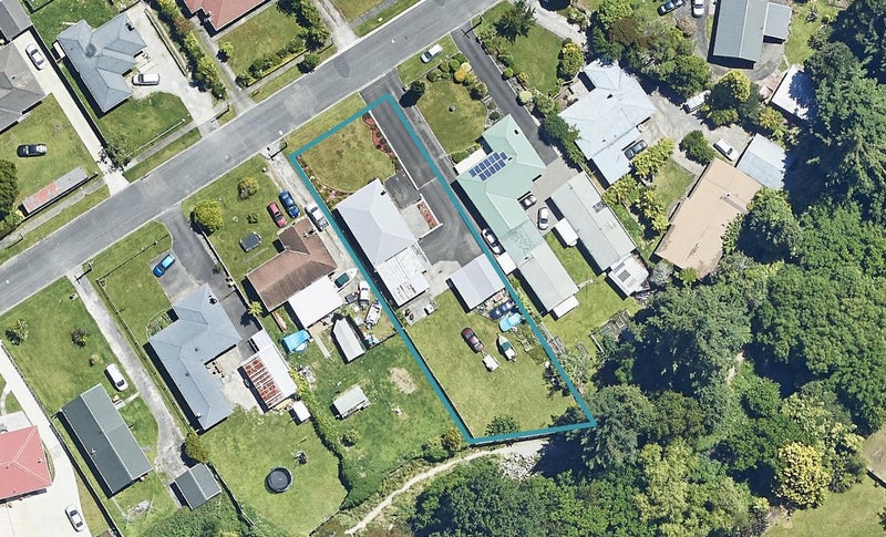 24 Werrina Crescent, Mangakakahi, Rotorua - Carousel 1