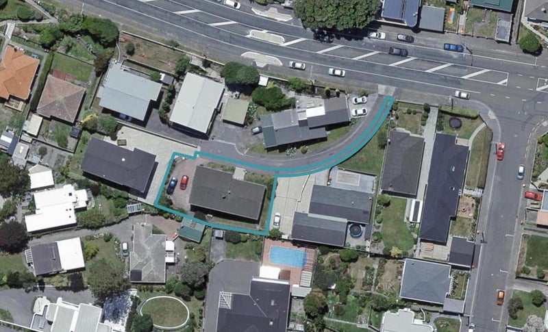 5 Cherry Grove, Strathmore Park, Wellington - Carousel 1