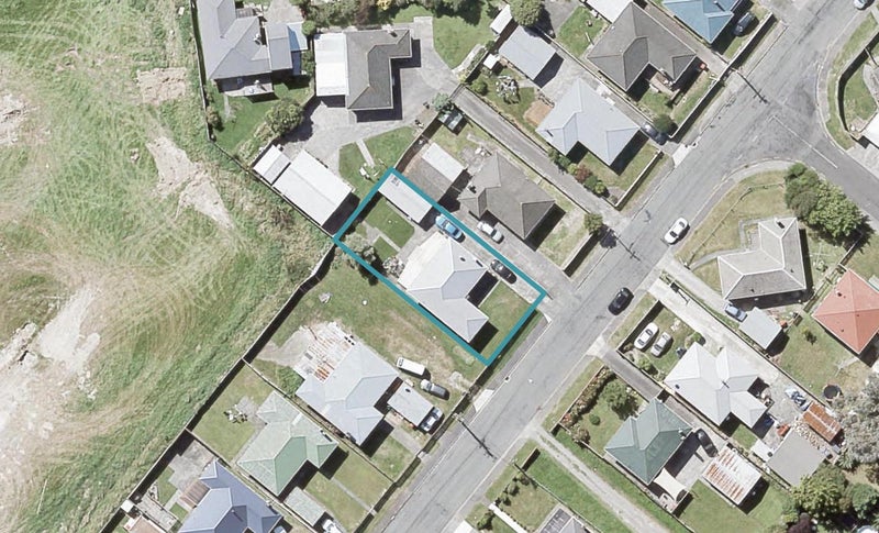 25 Ruthven Road, Wainuiomata, Lower Hutt - Carousel 1