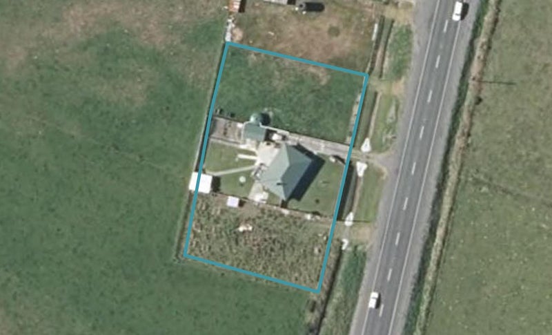 1085 State Highway 1, Himatangi, Foxton - Carousel 1