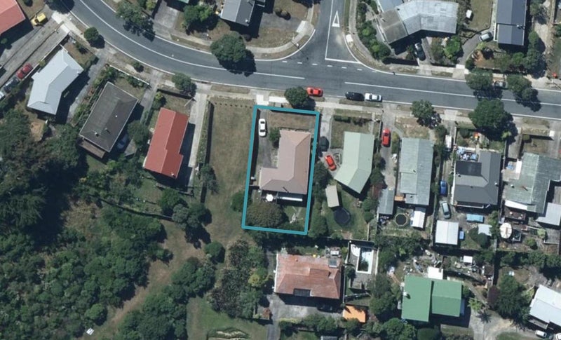 168 Conclusion Street, Ascot Park, Porirua - Carousel 1