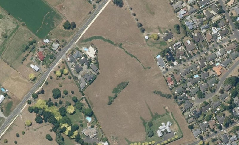 20 Herehere Drive, HAVELOCK NORTH - Carousel 1