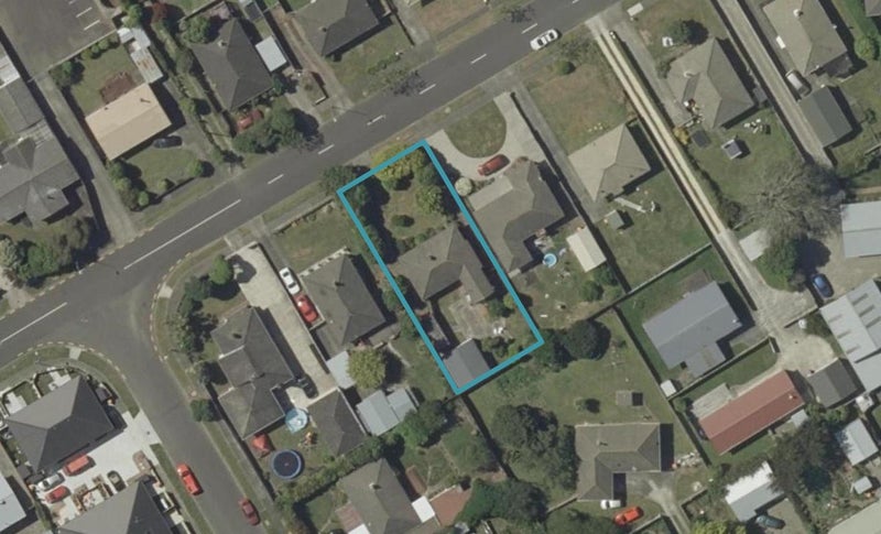 114 Limbrick Street, Terrace End, Palmerston North - Carousel 1