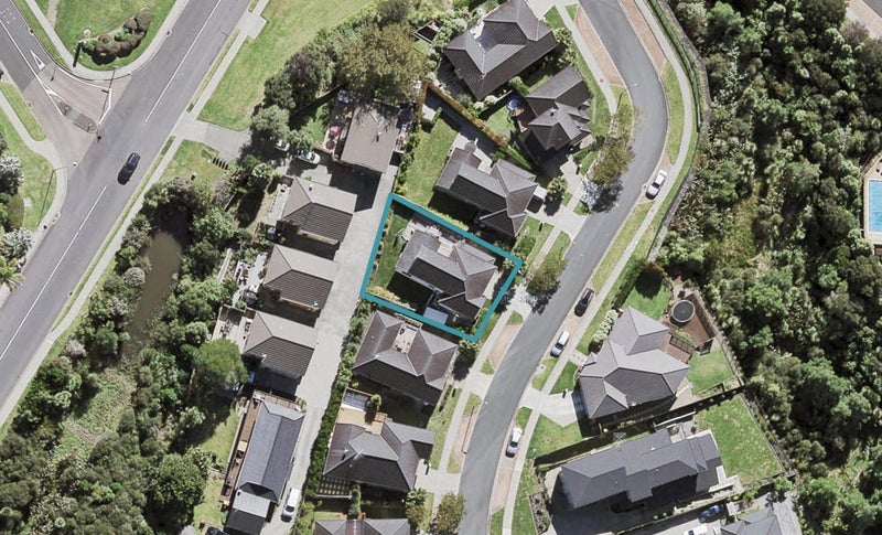 7 Mural Place, Greenhithe, Auckland - Carousel 1
