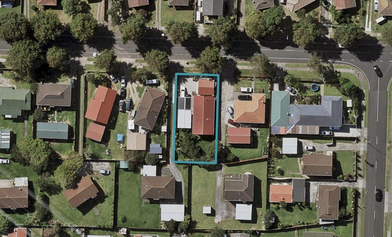 89 Flat Bush Road, Clover Park, Auckland - Carousel 1
