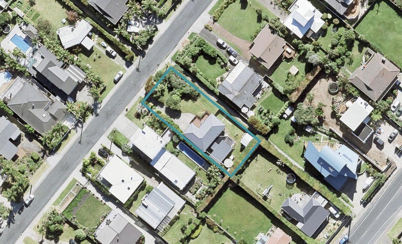 21 De Luen Avenue, Tindalls Beach, Whangaparaoa - Carousel 1