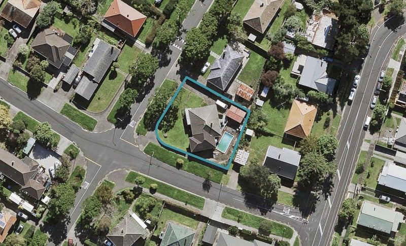 36 Kiwitea Street, Sandringham, Auckland - Carousel 1