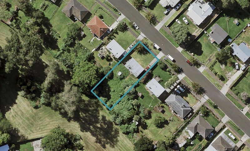 23 Torino Street, Point England, Auckland - Carousel 1