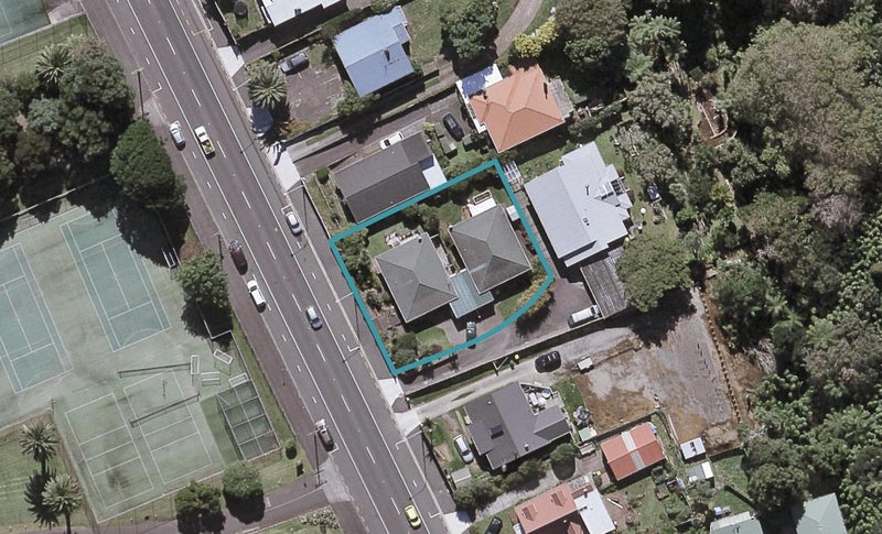 69 Mangorei Road, Strandon, New Plymouth - Carousel 1