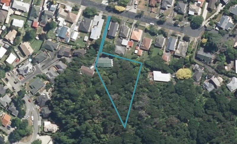 213 Whites Line East, Waiwhetū, Lower Hutt - Carousel 1
