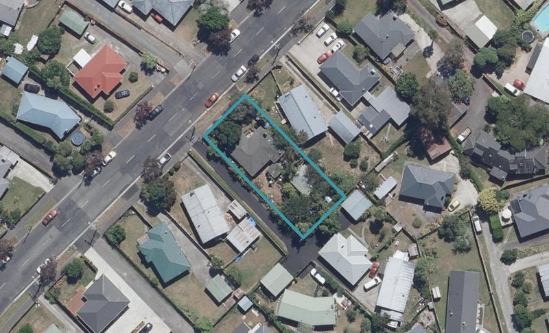 40 Carrington Avenue, Hillcrest, Hamilton - Carousel 1