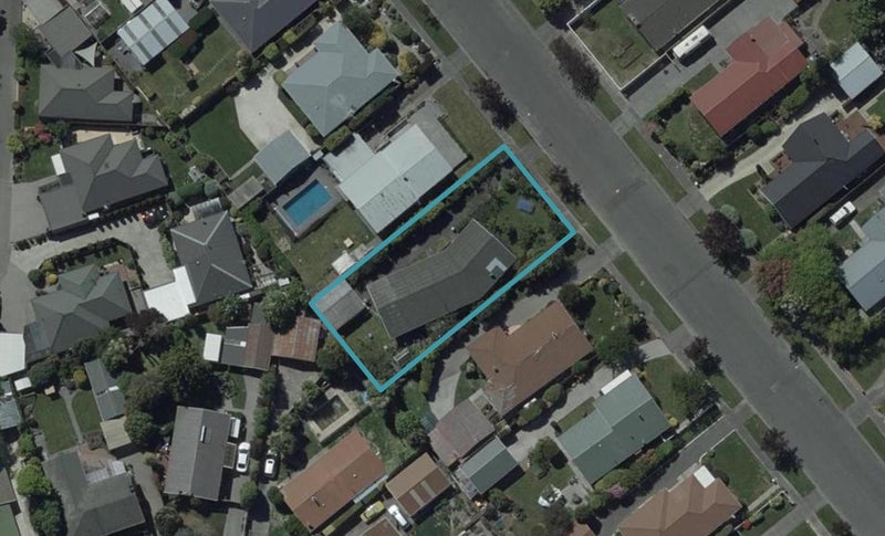 142 Warren Crescent, Hillmorton, Christchurch - Carousel 1