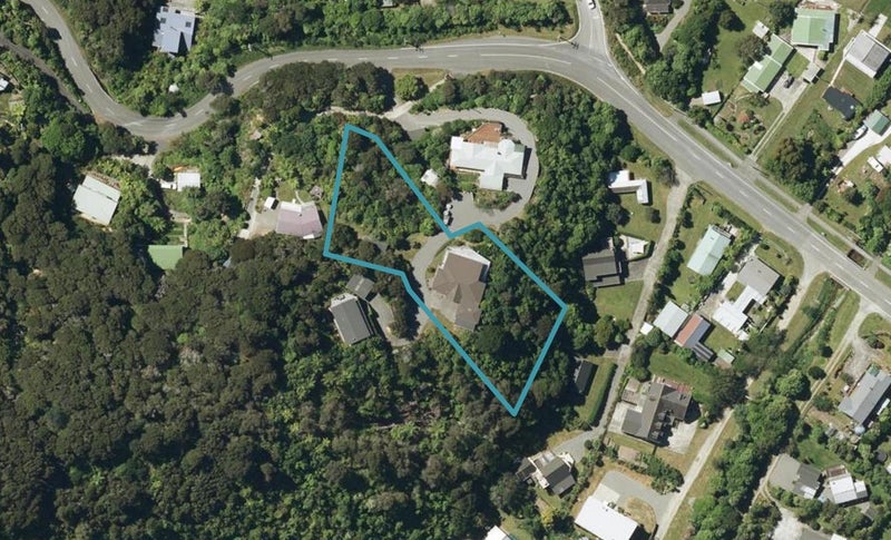 2290 Queen Charlotte Drive, Ngakuta Bay, Picton - Carousel 1