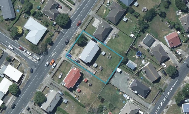 56 Warspite Avenue, Cannons Creek, Porirua - Carousel 1