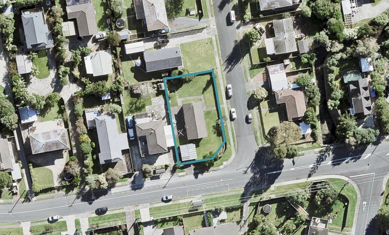 2 Clensmore Place, Torbay, Auckland - Carousel 1