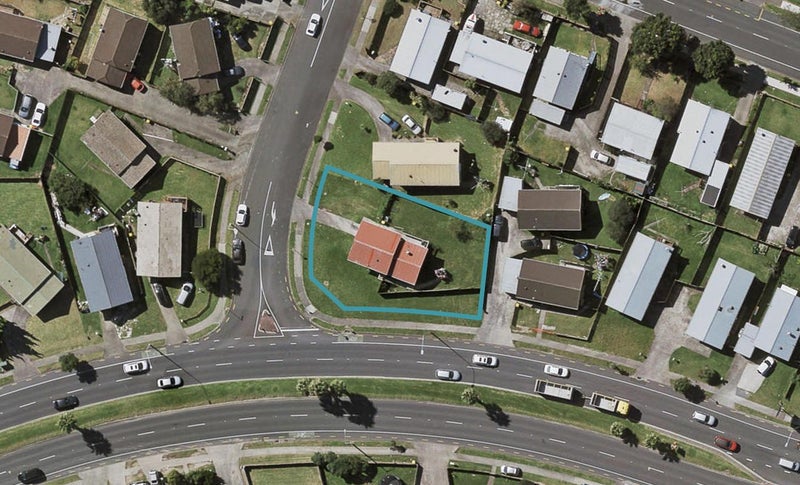 66 Othello Drive, Clover Park, Auckland - Carousel 1