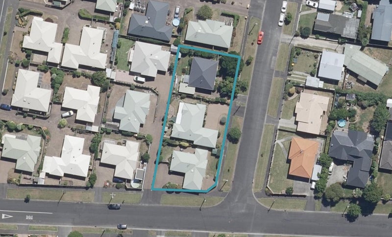 1 Short Street, Claudelands, Hamilton - Carousel 1