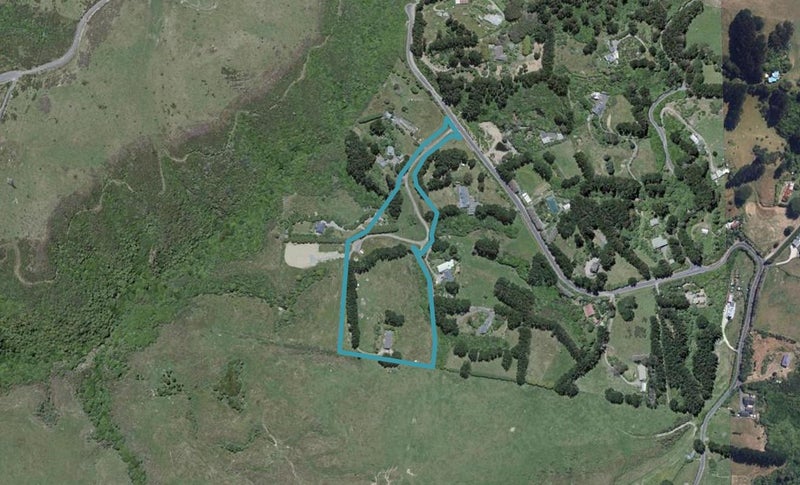 7 Van Der Velden Way, Horokiwi, Wellington - Carousel 1