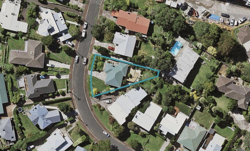 27 MacPherson Street, Meadowbank, Auckland - Carousel 1