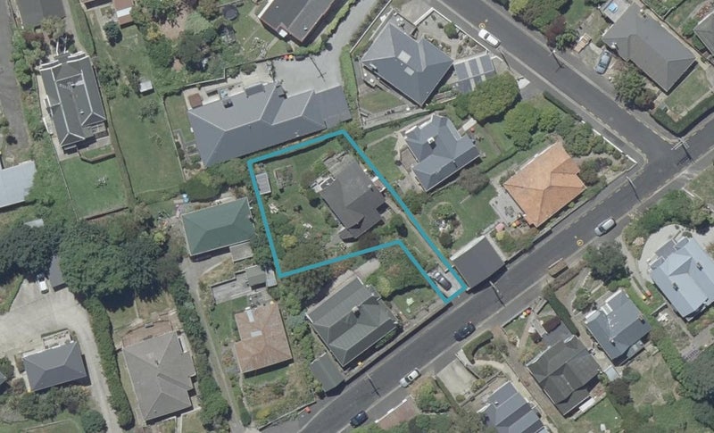 28 Oates Street, Kaikorai, Dunedin - Carousel 1