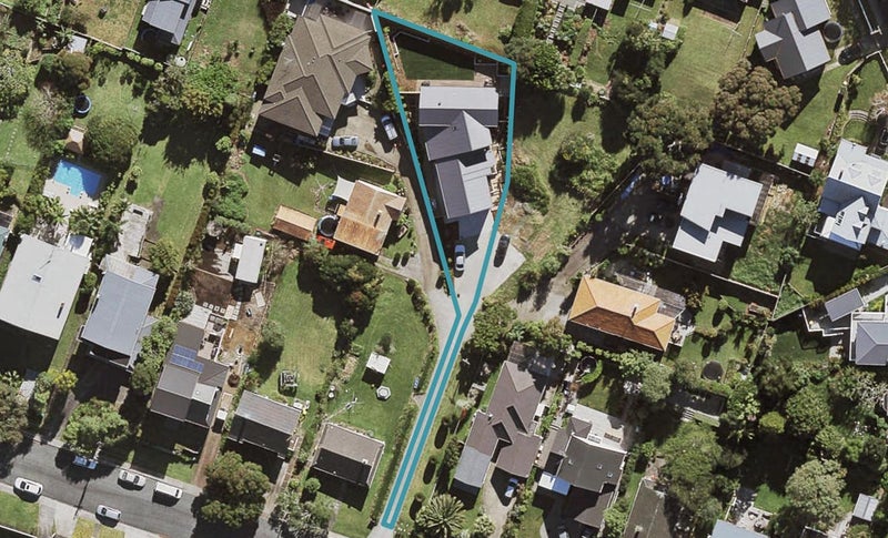 32 Belle Vue Avenue, Northcote Point, Auckland - Carousel 1