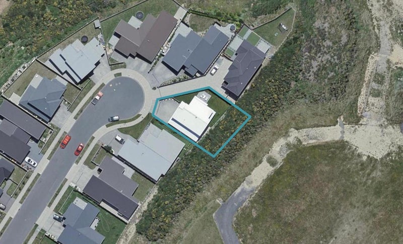 20 Portmore Pl, Grenada Village, Wellington - Carousel 1