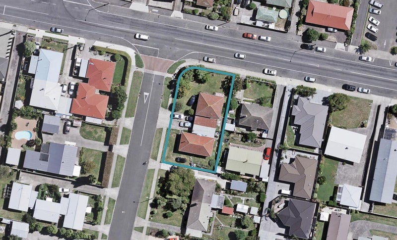 2 Hammond Road, Taradale, Napier - Carousel 1
