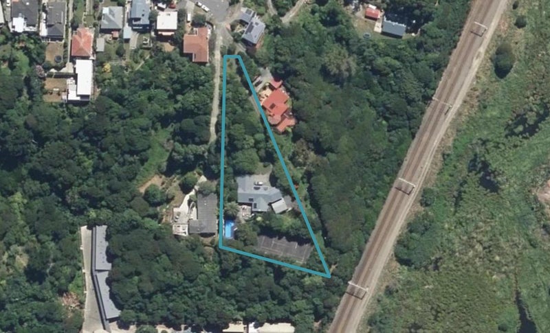22 Corlett Road, Plimmerton, Porirua - Carousel 1