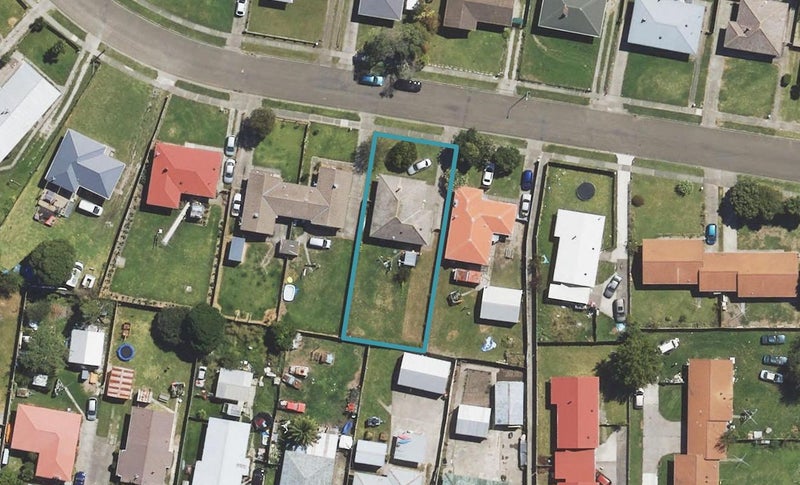 17 Edison Street, Outer Kaiti, Gisborne - Carousel 1