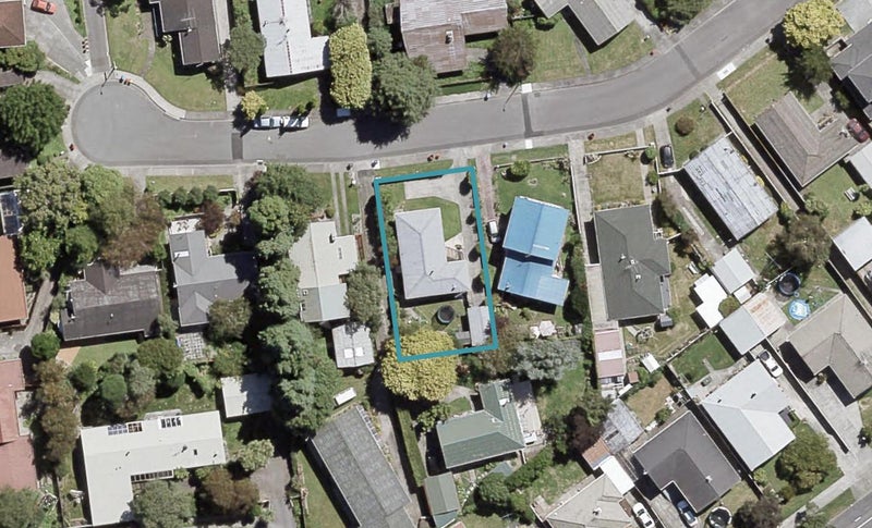 21 Riversdale Road, Clouston Park, Upper Hutt - Carousel 1