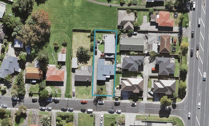 3 Daytona Road, Henderson, Auckland - Carousel 1