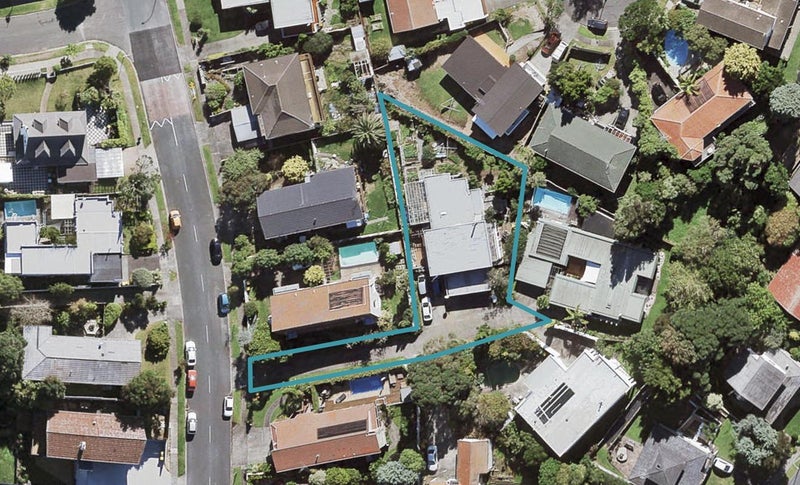 32 Porritt Avenue, Chatswood, Auckland - Carousel 1