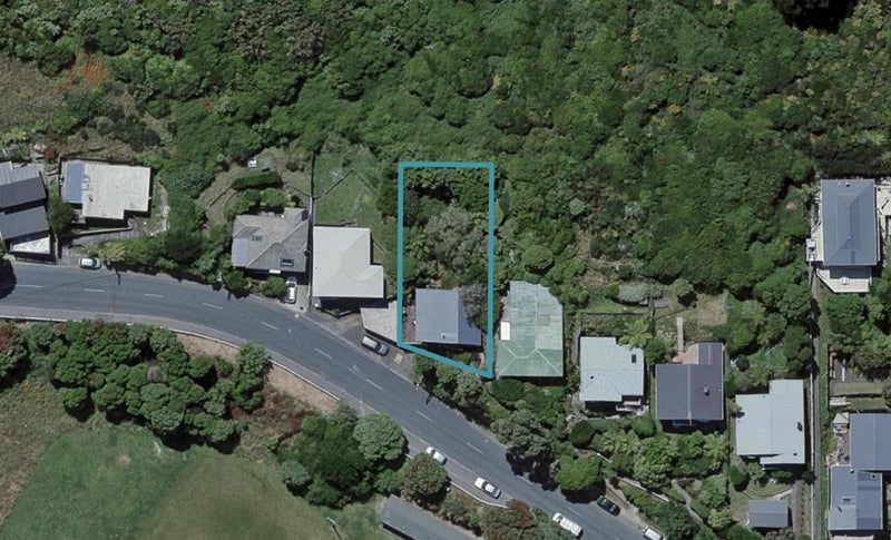 11 Houghton Bay Road, Houghton Bay, Wellington - Carousel 1