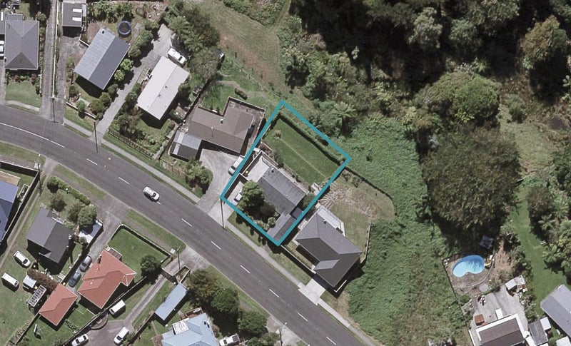 36 Omata Road, Marfell, New Plymouth - Carousel 1