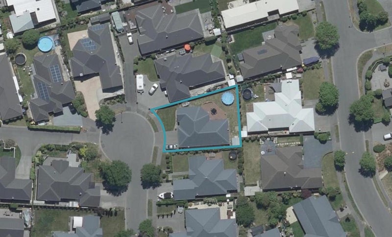 8 Tawa Place, Parklands, Christchurch - Carousel 1
