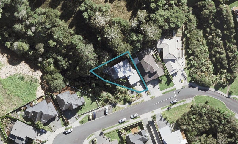 19 Borneo Drive, Fairview Heights, Auckland - Carousel 1