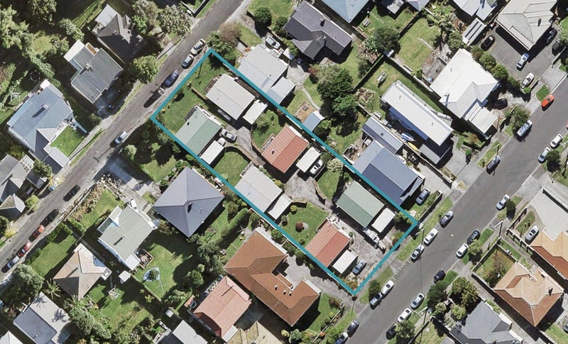 9 Willcott Street, Mount Albert, Auckland - Carousel 1