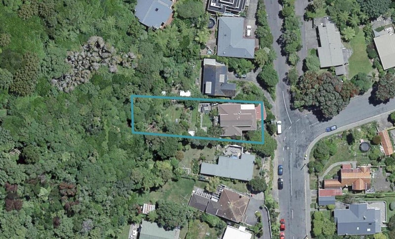 13 Hauraki Street, Karori, Wellington - Carousel 1