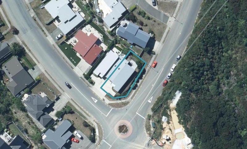 63B James Cook Drive, Whitby, Porirua - Carousel 1