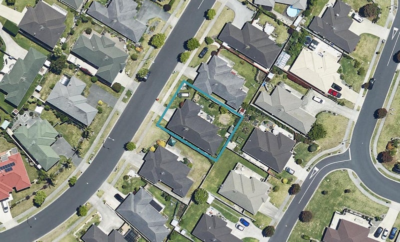 116 The Gardens Drive, Papamoa Beach, Papamoa - Carousel 1