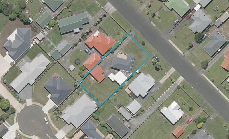 37 Surrey Road, Springvale, Whanganui - Carousel 1