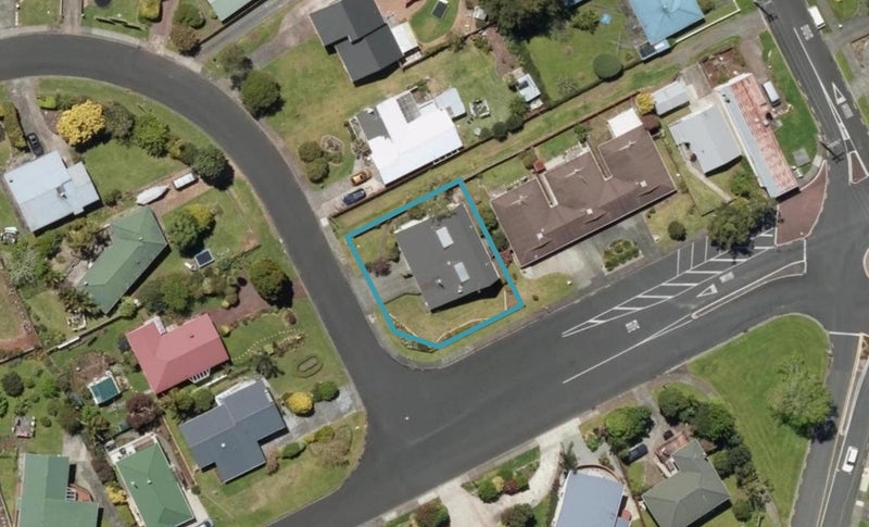 1/13 Crawford Crescent, Kamo, Whangarei - Carousel 1